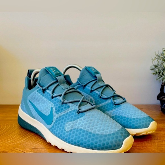 Nike Running/ Trainers - Picture 1 of 11